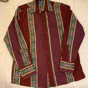 Men’s wrangler long sleeve button down XL